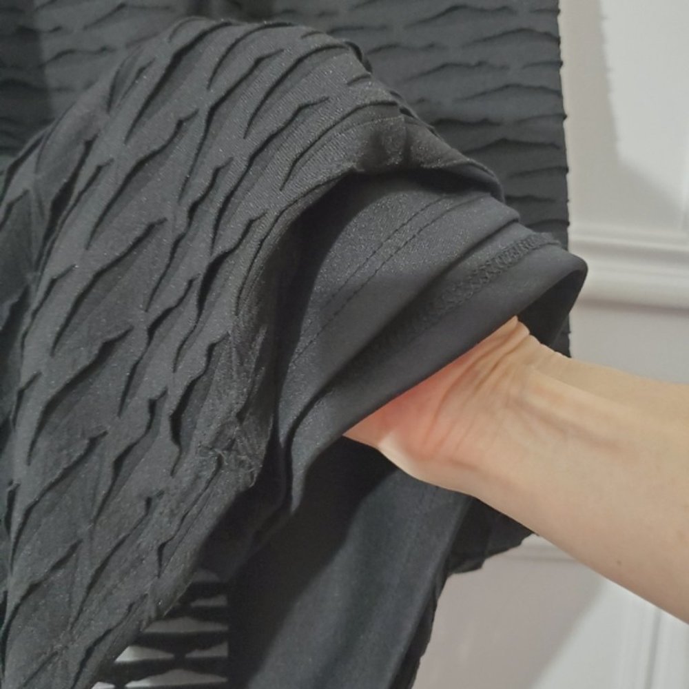 FRANK LYMAN Metallic Beaded Ring Neck Sweetheart Chiffon Tiered Dress- S… - Picture 8 of 15